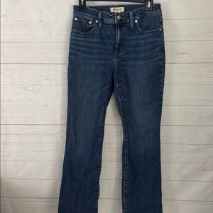Madewell Size 27 Mid-Rise Kick out Jeans Medium Wash Indigo Denim